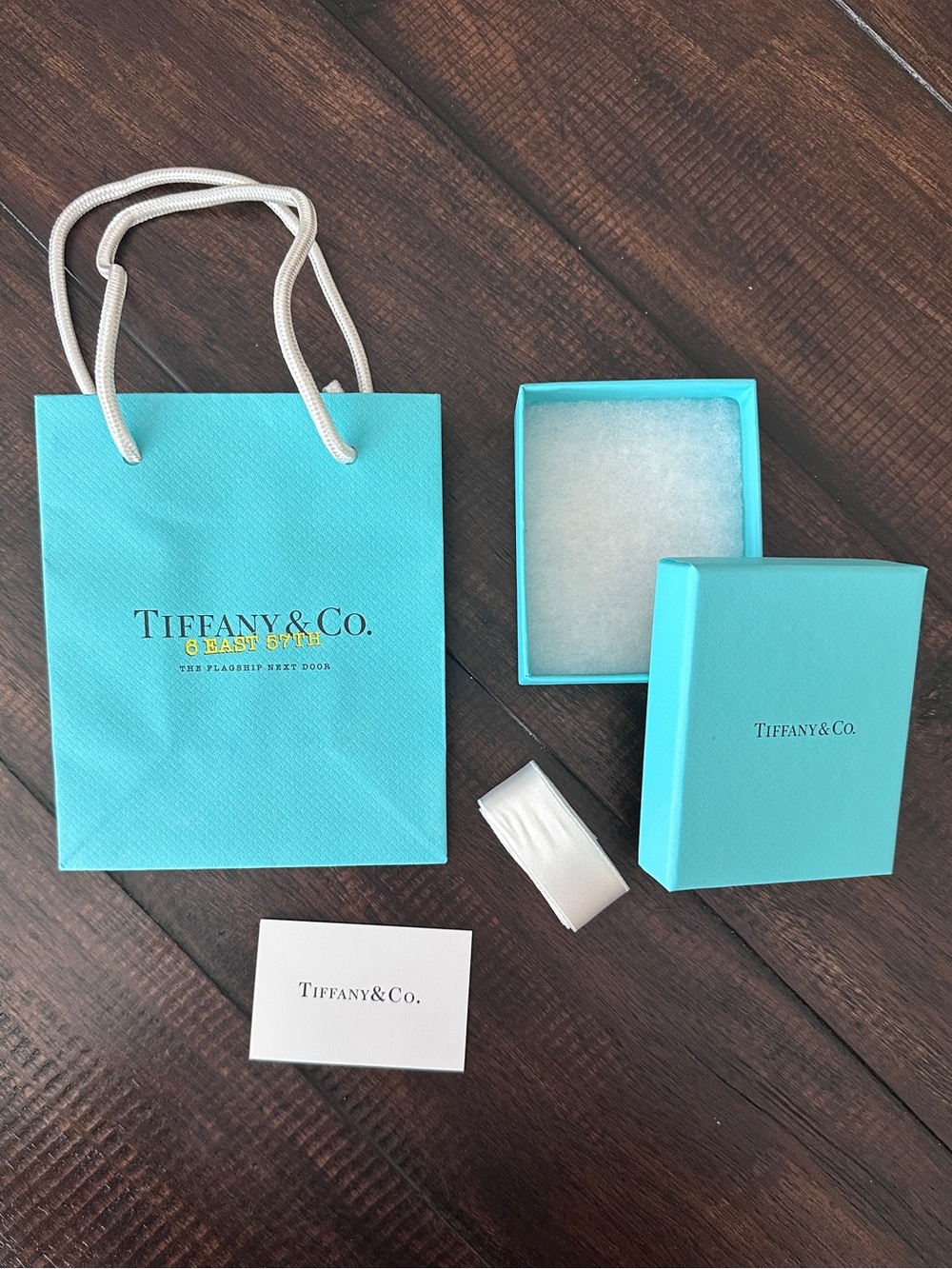 Tiffany packaging - includes bag and box